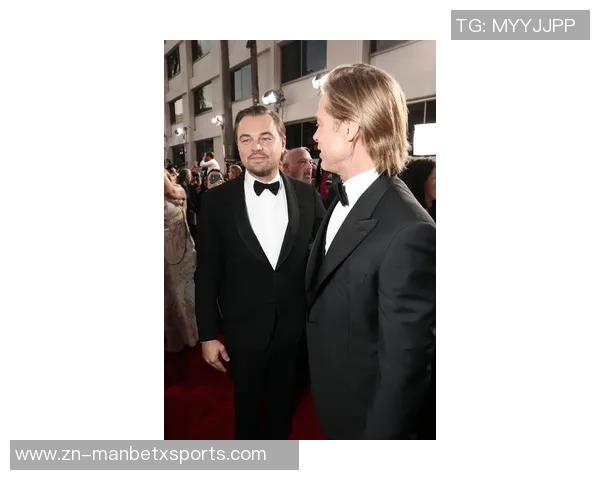 罗马诺与菲米亲密合影赞其场上表现与场下魅力并存 罗马诺与菲米亲密合影赞其场上表现与场下魅力并存